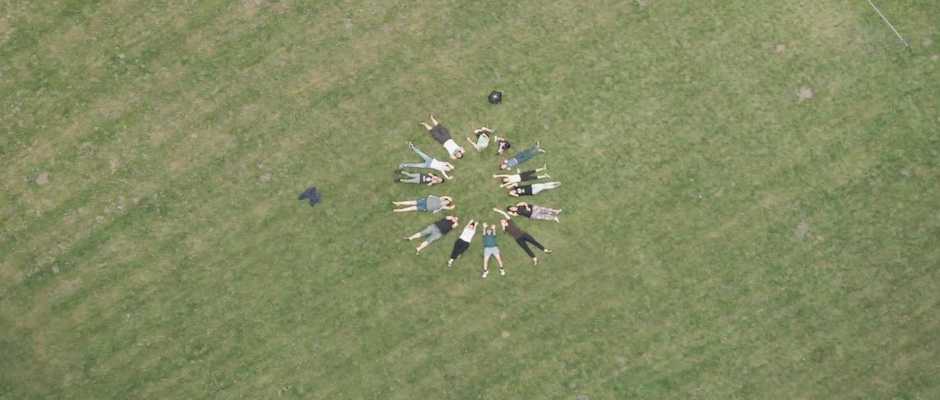 Gruppenbild Drohne